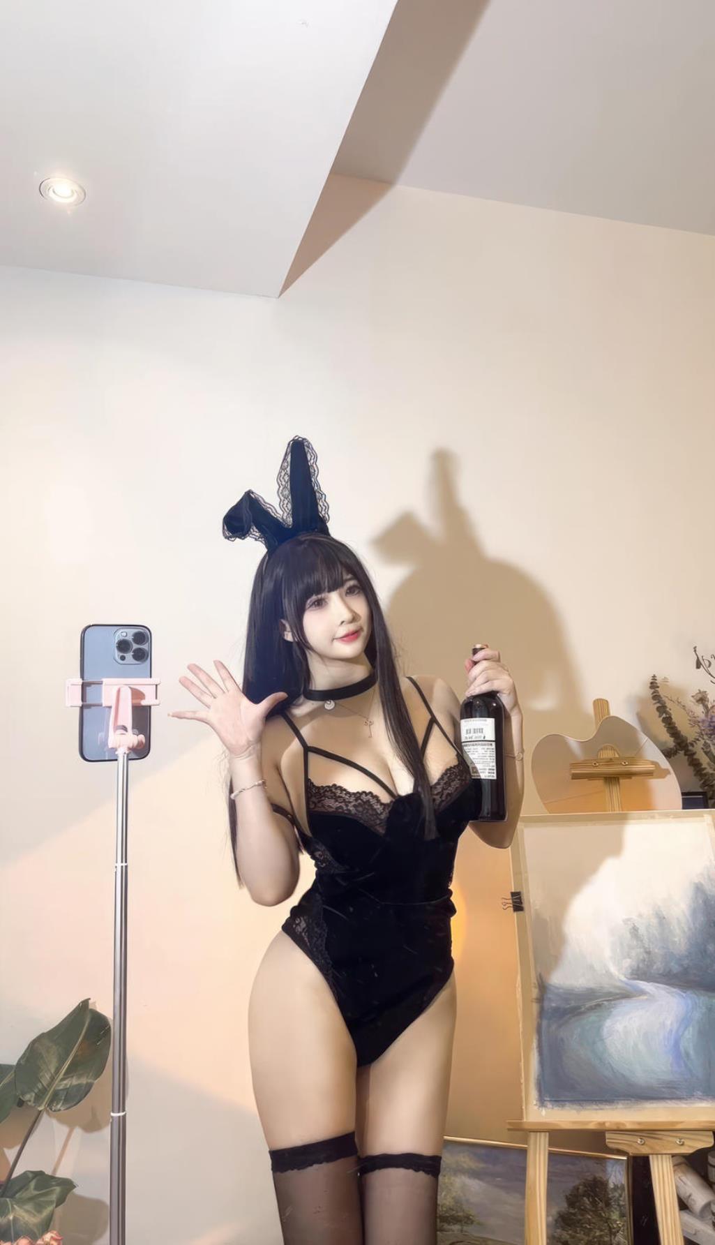 No.020 – 蕾丝兔女郎 17P-COS世界