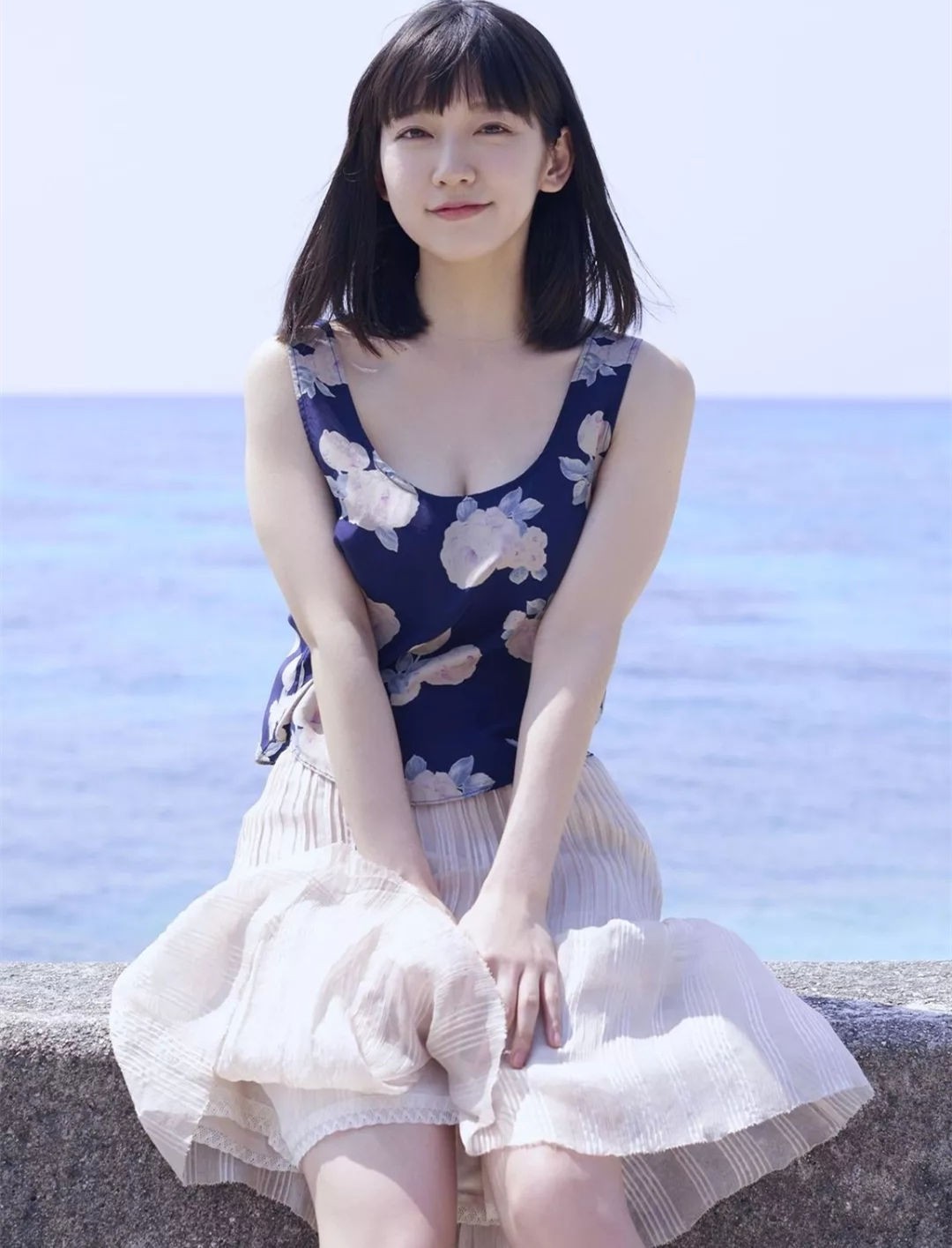 吉岡里帆 ロングロングバケーション-COS世界
